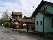 Autobusov zastvka u ndra