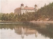 Mníšecký zámek a Zámecký rybník