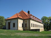 Klášter v barokním areálu Skalka